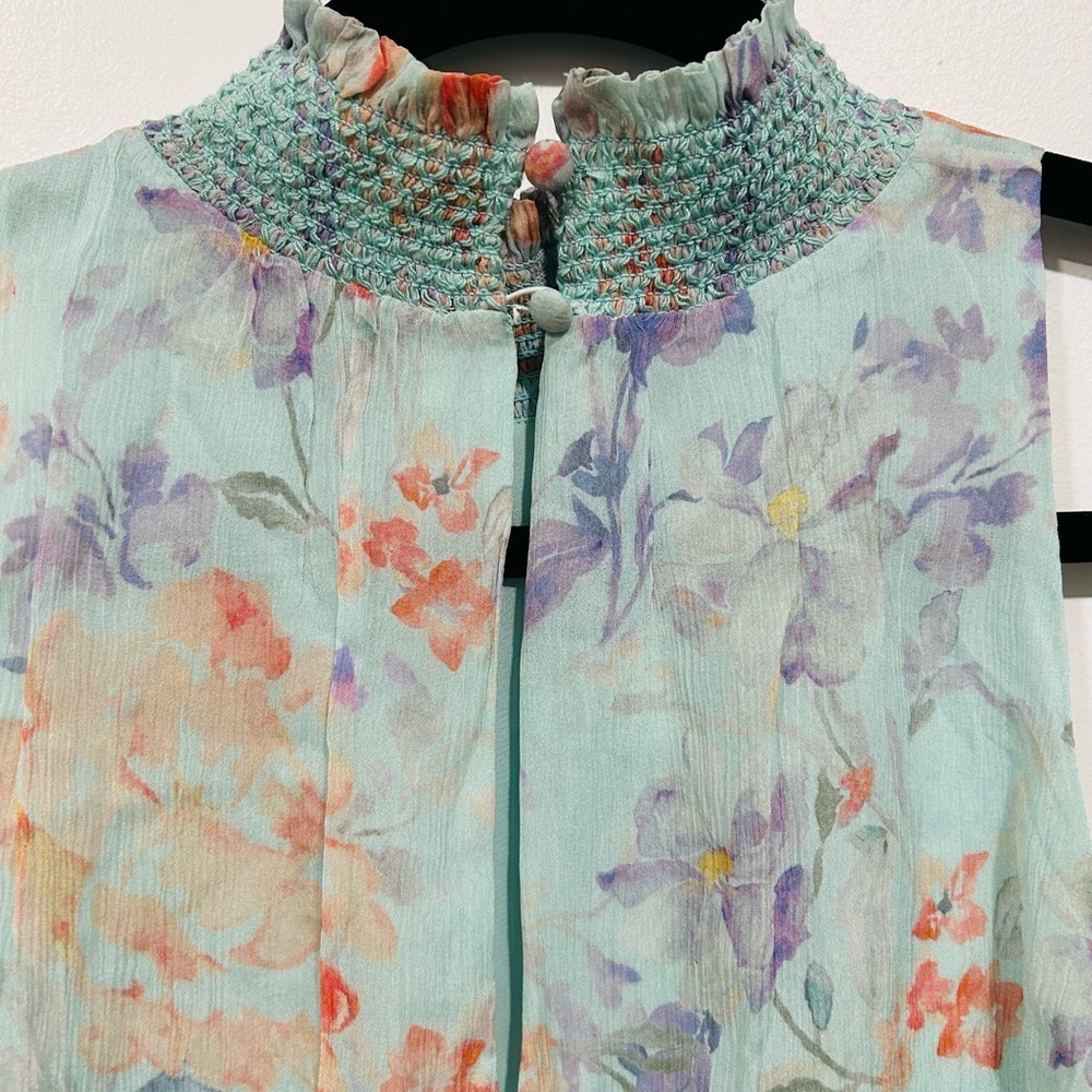 Alice + Olivia Floral Smocked High Neck Blouse Blue Sleeveless Small - Picture 7 of 12